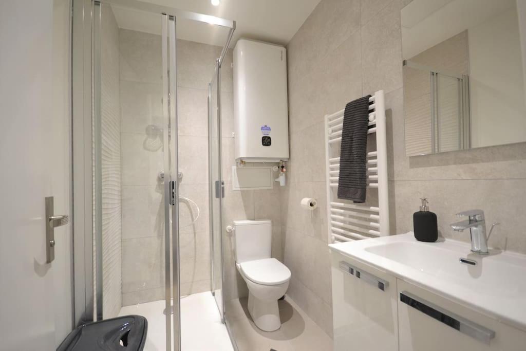 Studio En Residence Privee A Villeurbanne Exterior foto
